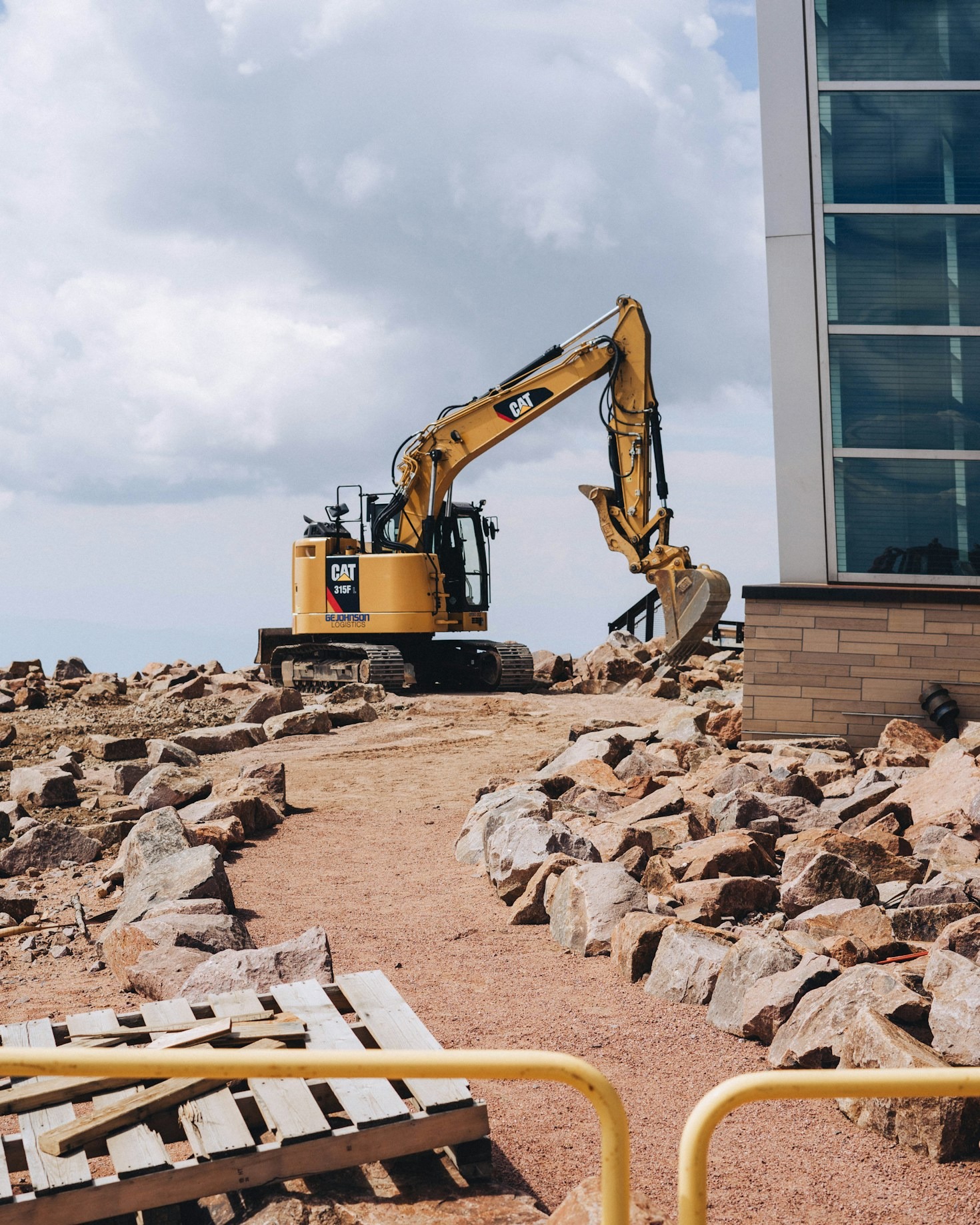 How Multidisciplinary Contractors Streamline Commercial Builds